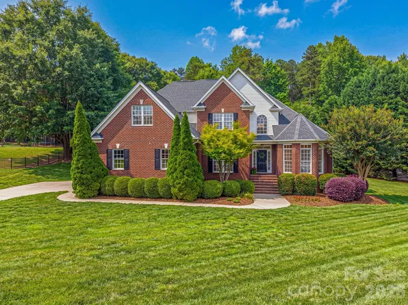 5059 Graystone Estates Dr, Belmont, NC 28012