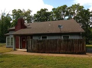 2600 Center Point Rd, Reagan, TN 38368