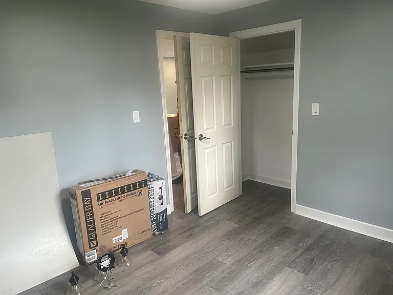 330 Mechanic St — Photo 9