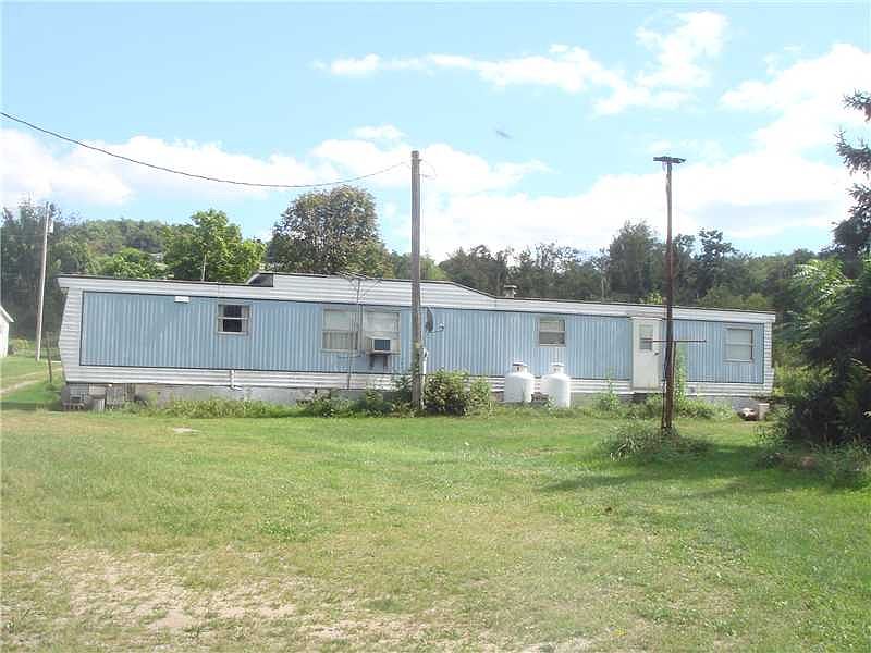 1st image of 230 Lynns Trailer Ct