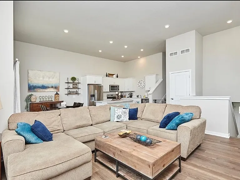 9656 Heightsview Dr — Photo 9