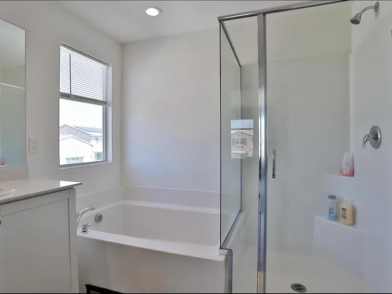 84422 Calle Larriva — Photo 18