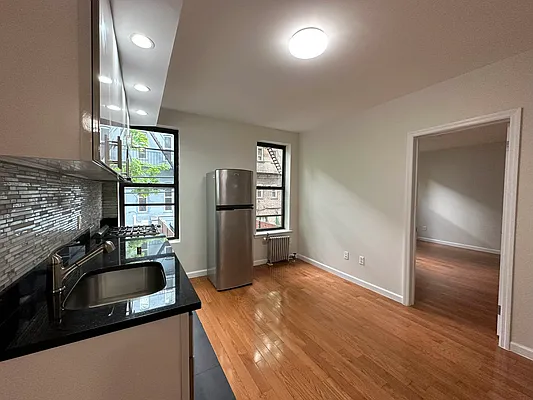 Rented by Oxford Property Group | media 5