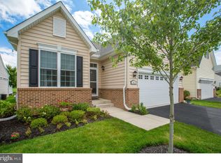64 Devalinder Dr, Newark, DE 19702