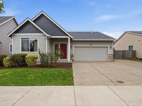 807 Pintail St, Silverton, OR 97381