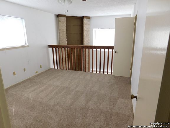 2nd image of 1617 Wycombe St