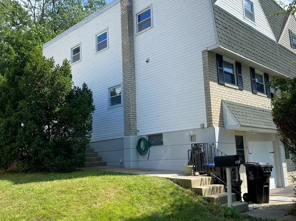 1736 Calamia Dr, Norristown, PA 19401
