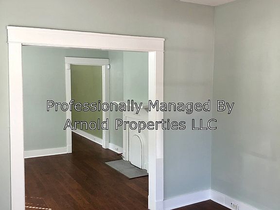 4th image of 3822 Royal St