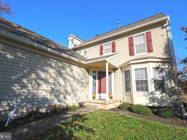 703 Kilduff Ct, Chadds Ford, PA 19317