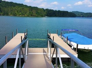 4 N Highway 107, Glenville, NC 28736