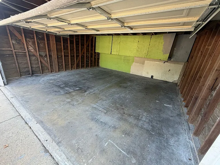 M 1st — Photo 15