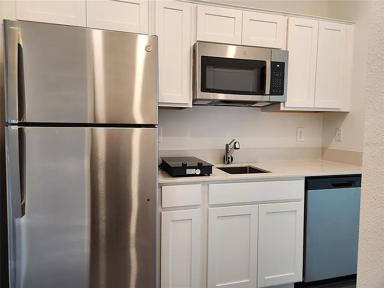 997 Waterfall Blvd — Photo 6
