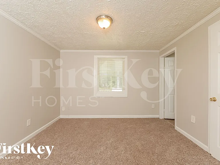 160 Sherwood Loop — Photo 9
