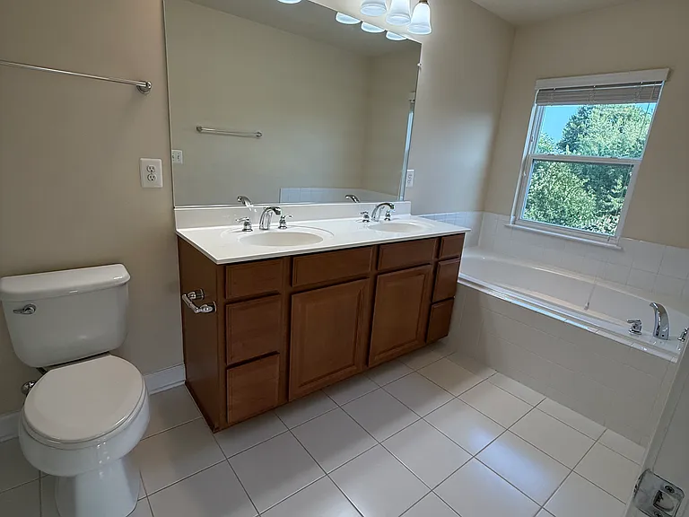 6257 Casdin Dr — Photo 27