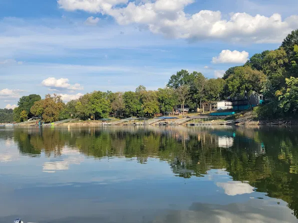2085 Crystal Springs Rd, Danville, KY 40422