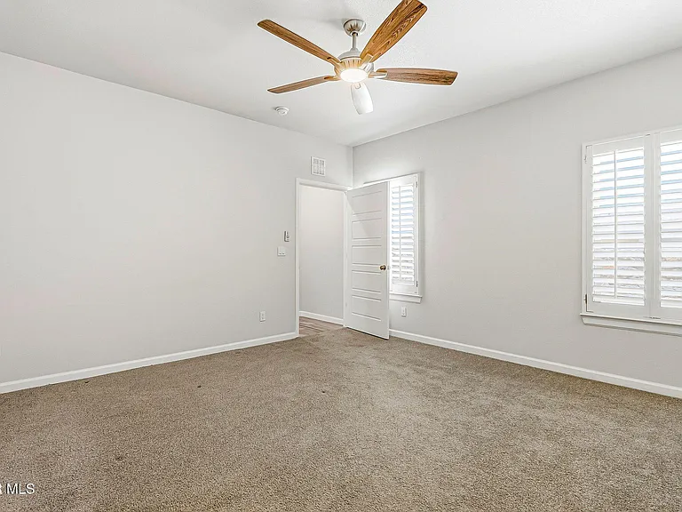 14801 Mike A Mendoza Ave — Photo 26