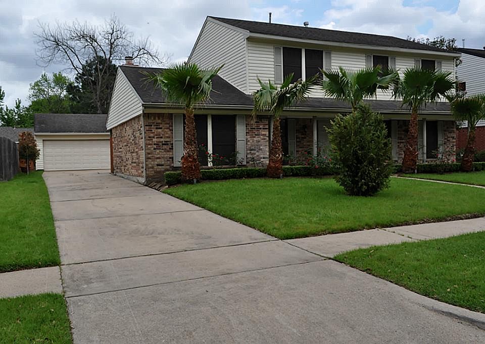 1st image of 15806 Pinyon Creek Dr