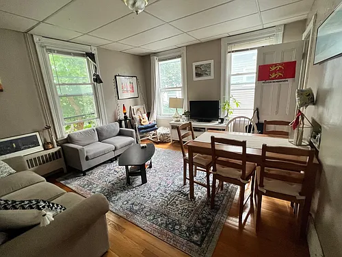 270 Norfolk St #3 Photo 1