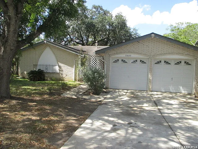 3 bed, 2.0 bath, 1624 sqft, $1,650 — Photo 1