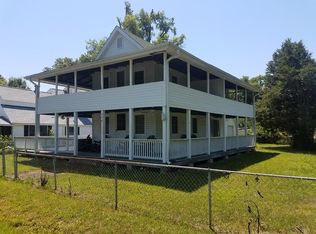 20 Lafayette St, Colonial Beach, VA 22443