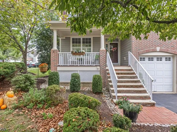 501 Titus Rd, Lambertville City, NJ 08530