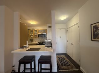 212 E 47th St APT 33E, New York, NY 10017