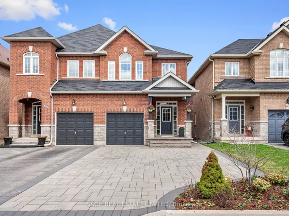 62 Donald Stewart Cres, East Gwillimbury, ON L0G 1M0