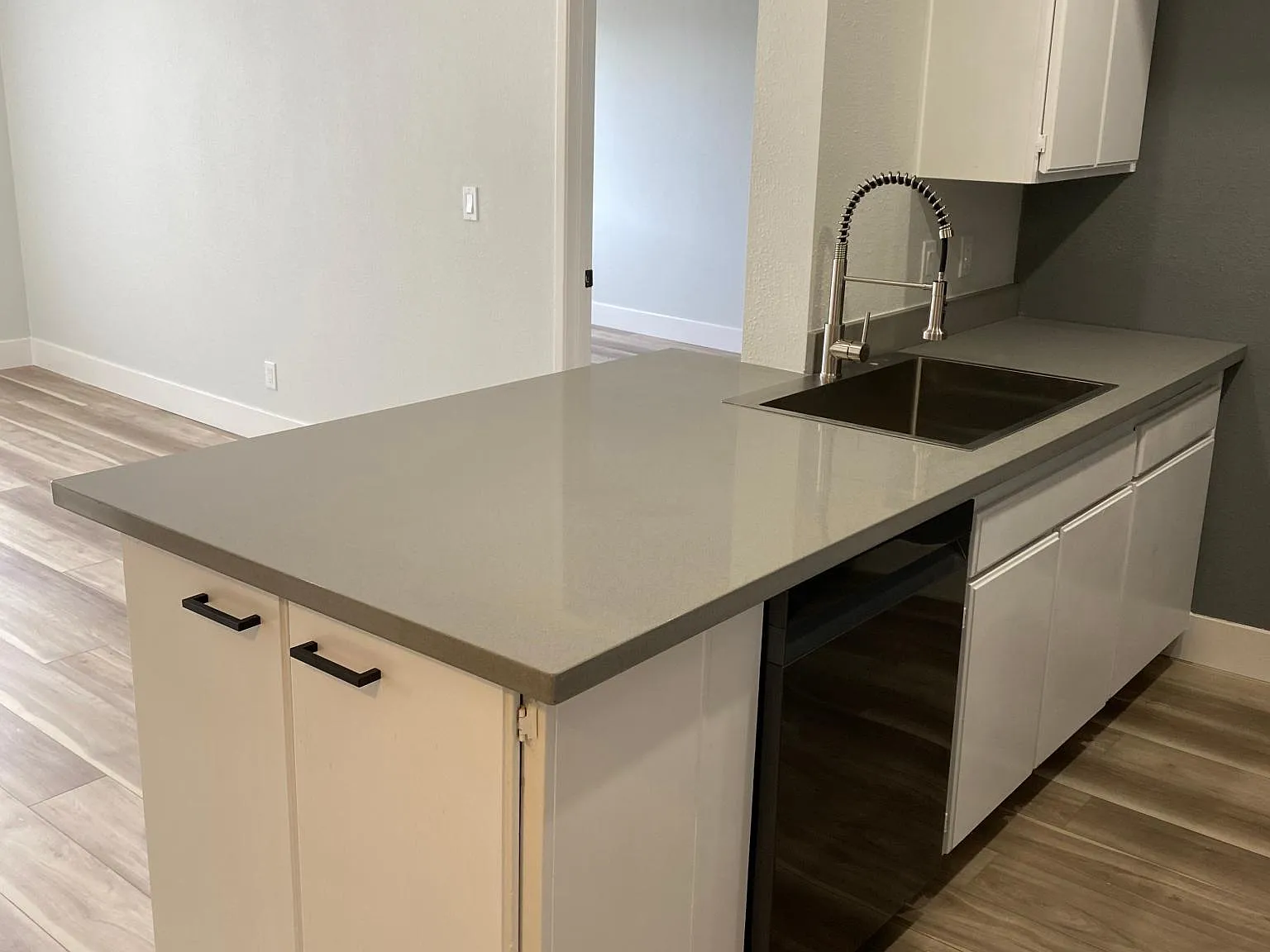 Fountain Terrace Apartments — Photo 4