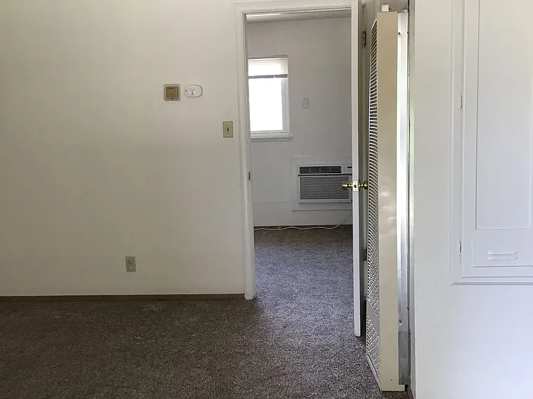 1119 G St — Photo 24