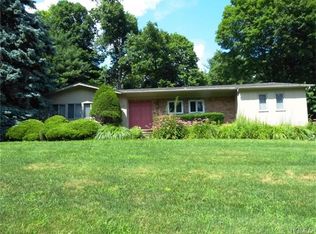 18 Dixwell Rd, New City, NY 10956