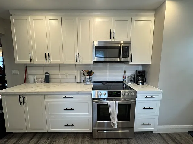 49 Edinburgh Rd #UPPER — Photo 8