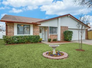 3117 Wayfarer Rd, Bedford, TX 76021