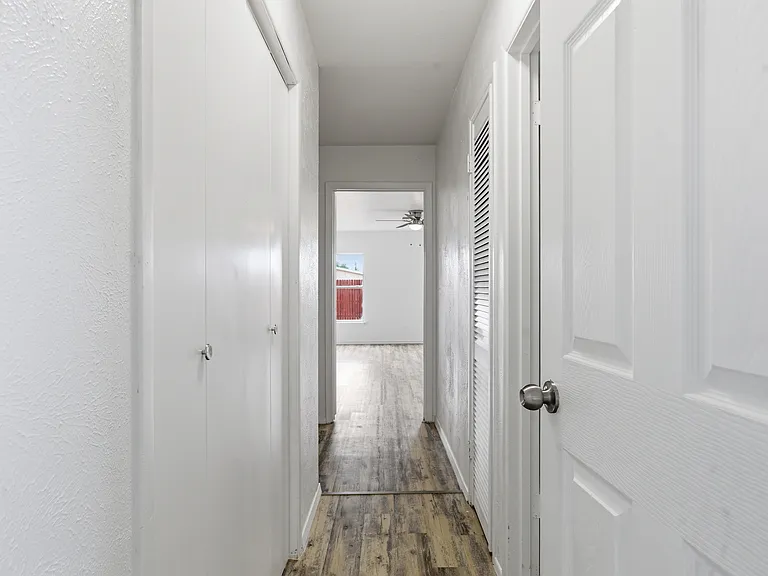 3811 Cedar Spring Dr — Photo 13