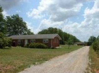 2451 Hog Mountain Rd, Watkinsville, GA 30677