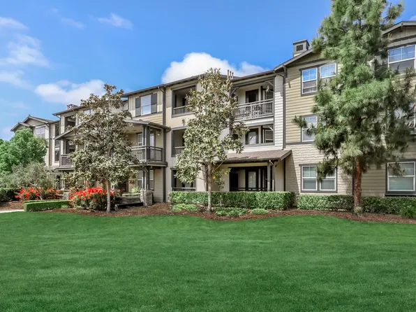Artisan at East Village Apartments