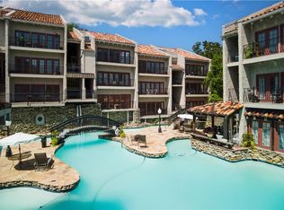 1111 W 46th St APT 26, Kansas City, MO 64112