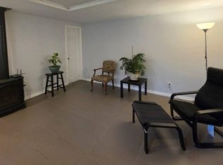 737 Robinson St, Coquitlam, BC V3J 4E9