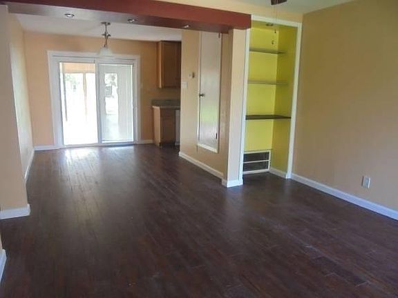 3rd image of 5346 Westminster Dr