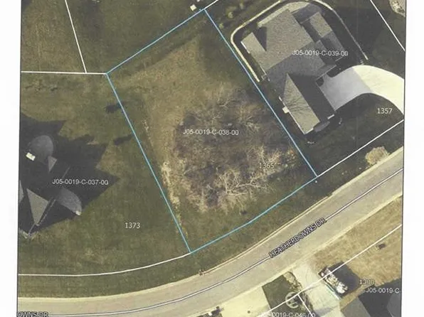 1365 Heatherdowns Dr, Defiance, OH 43512