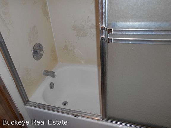 5th image of 95 E 11th Ave APT C