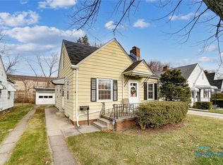 1472 Crestwood Rd, Toledo, OH 43612