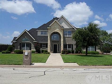 2nd image of 680 Camri Ln