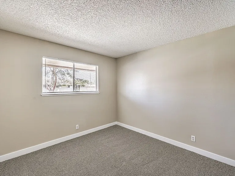 2426 Paradise Village Way — Photo 12