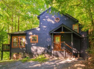 807 Stans Rd, Gatlinburg, TN 37738