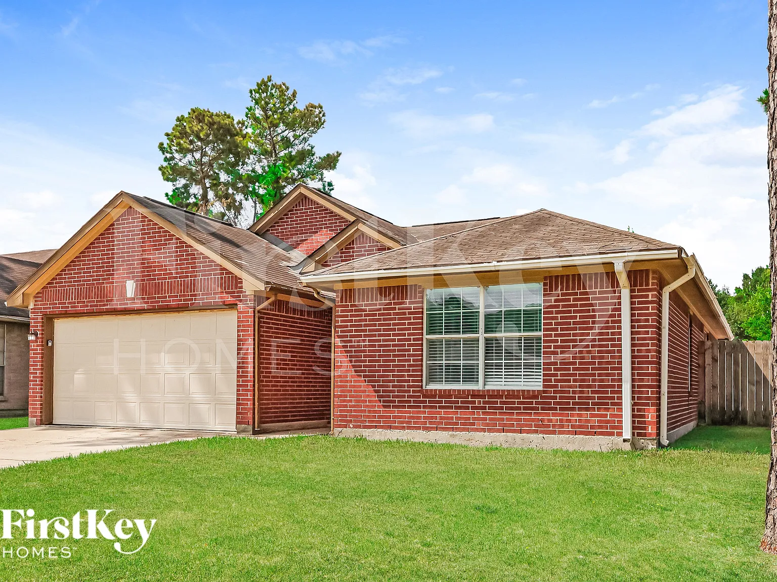 3 bed, 2.0 bath, 1440 sqft, $1,695 — Photo 2