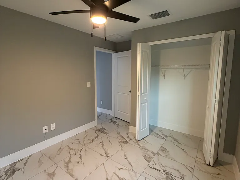 2875 NW 35th Ave — Photo 10