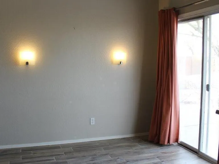 22660 W Adams Dr — Photo 14