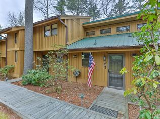 15 Lonely Mountain Dr BUILDING 13, Sapphire, NC 28774