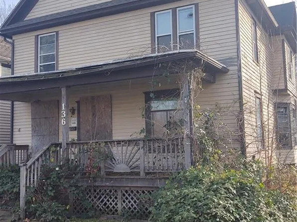 136 North St, Medina, NY 14103