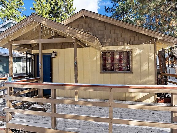 303 Maple Ln, Sugarloaf, CA 92386 | MLS #SW24001520 | Zillow